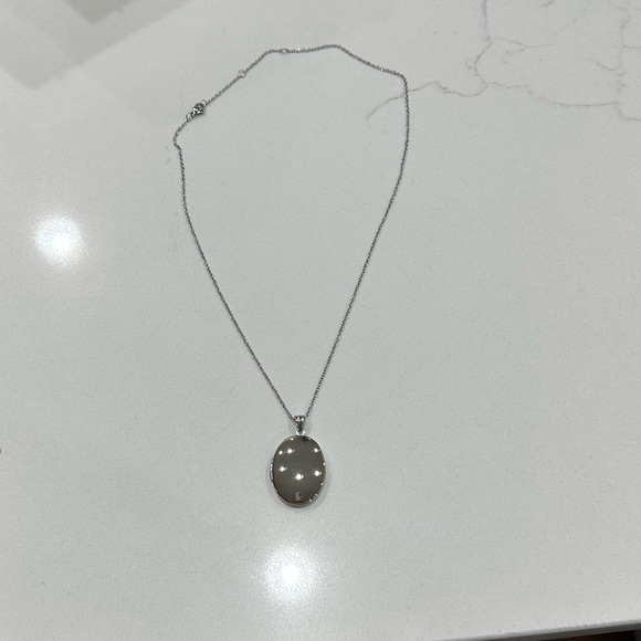 New Photo Locket Necklace. - Picture 8 of 8